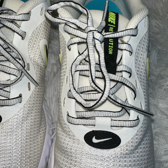 Nike Revolution 5 EXT Summit White Light Blue Fury Shoes Men 8.5 Women 10.0 - Picture 2 of 10